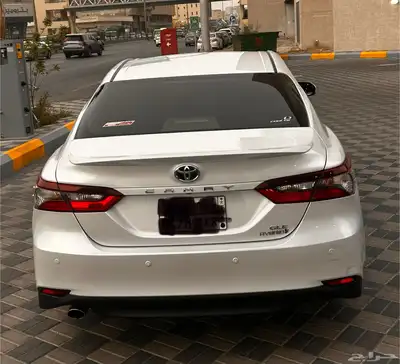 Toyota Camry GLE Hybrid 2023 3