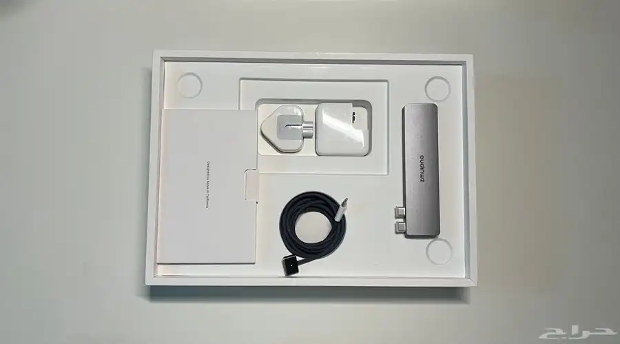 ماك بوك اير M2 8