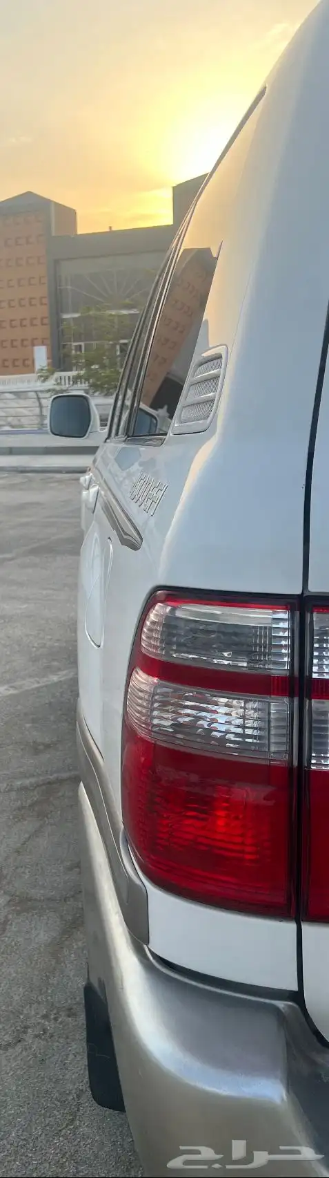 لاندكروزر 2005 GXR قير عادي 5