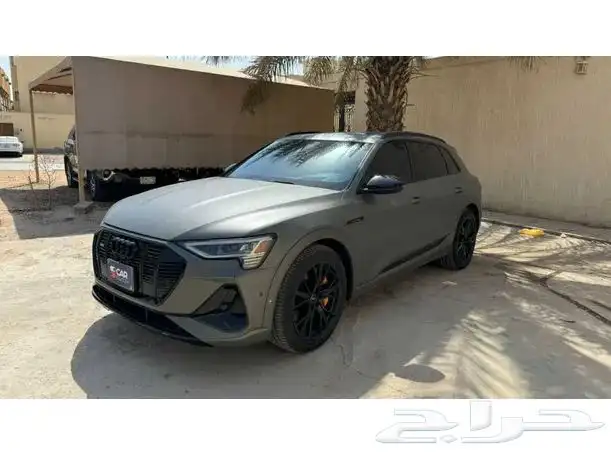 اودي Q8 كهربائية e-tron 2022 0