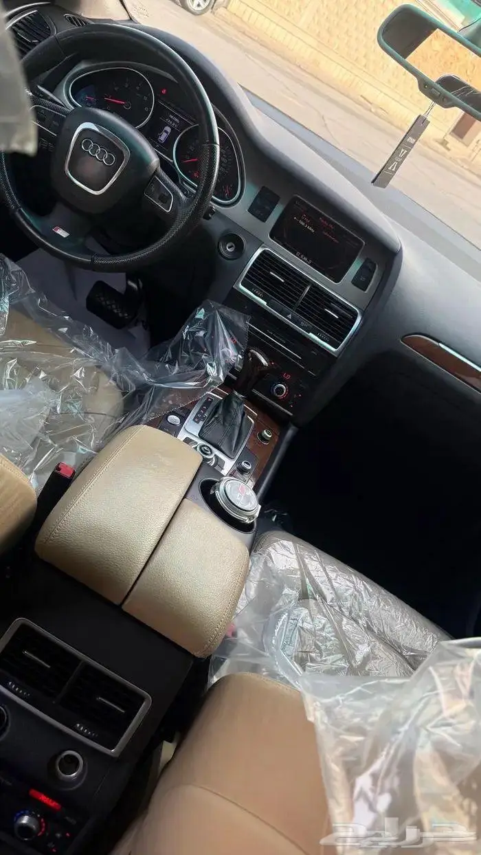 اودي Q7 للبيع 4