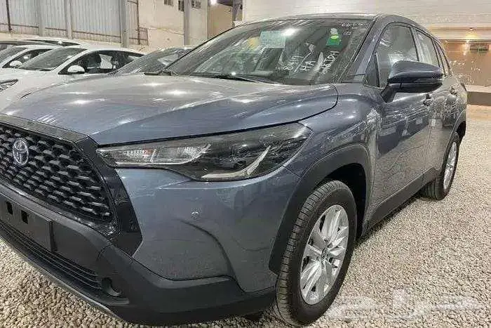تتوفرفئات كورولا كروس2025 اصفار لمبيعات النقدوالبنك بربح0.35 2