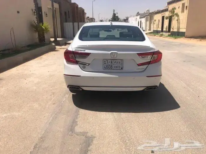 هوندا اكورد 2019 نص فل سبورت 10