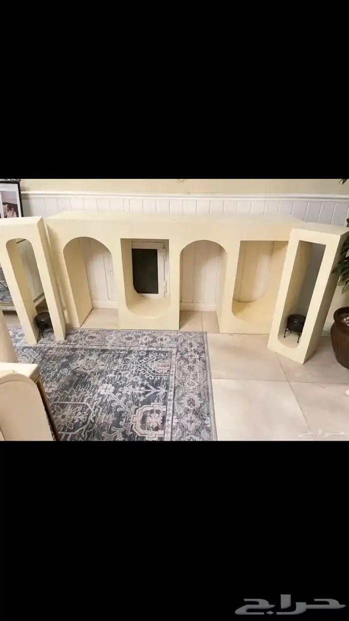 طاولة بوفيه او طاولة استقبال كبيره 2