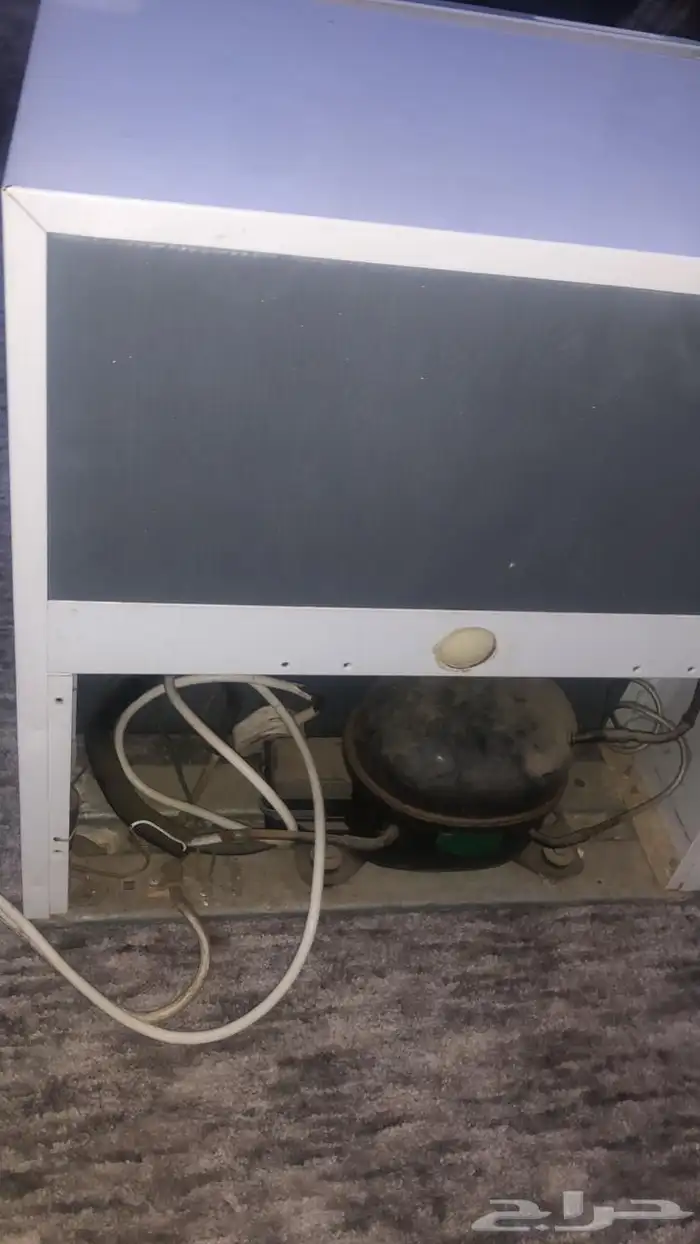 ثلاجة باردة مافيه ولاشي ولا خرابانه ولاشي ب 250 0