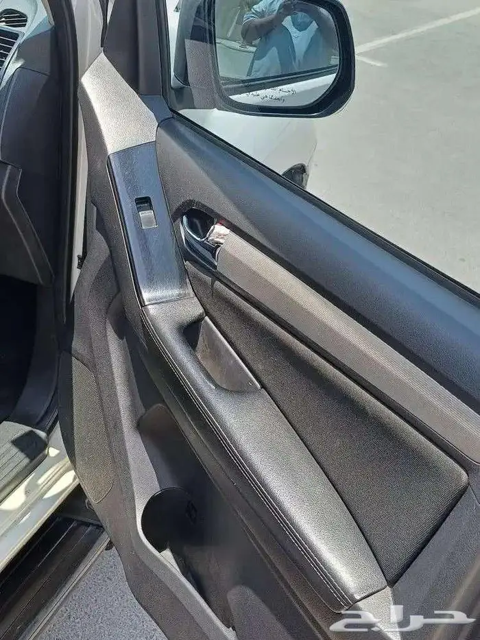 جيب ايسوزوا ديزل ام يو اكس موديل 2019 بدون دبل الحد 55 الف 5