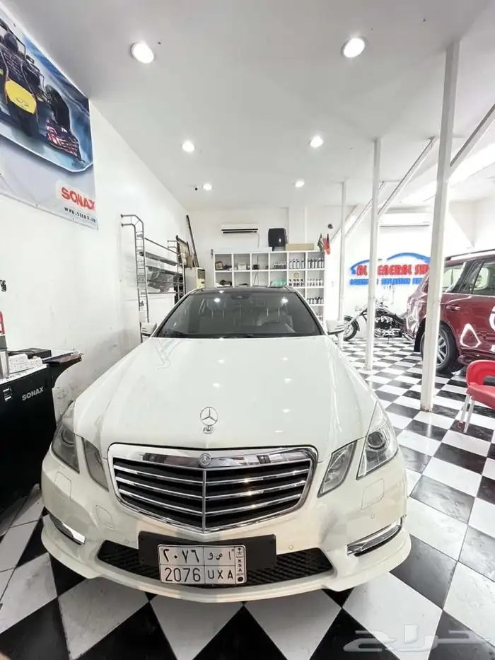 مرسيدس 2012AMG 9