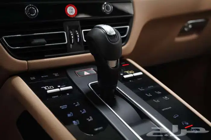 2024 Porsche Macan AWD 6