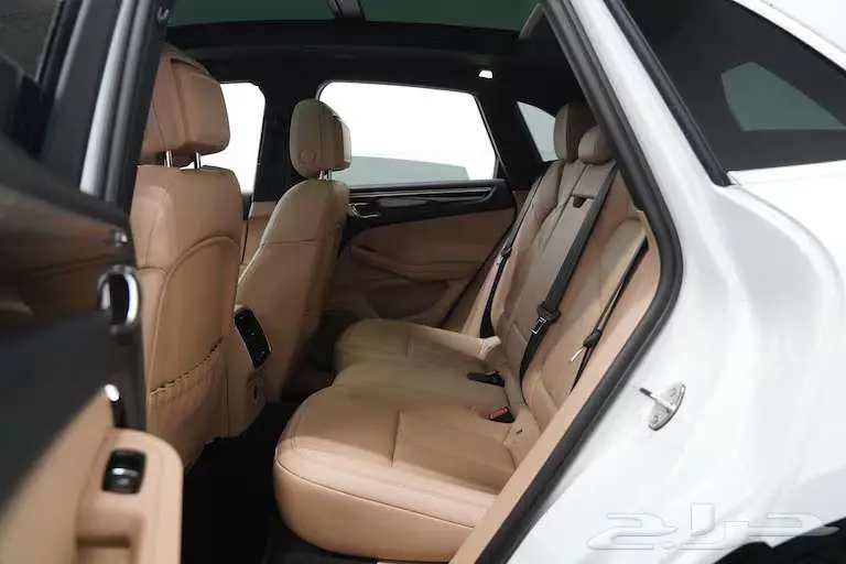 2024 Porsche Macan AWD 15