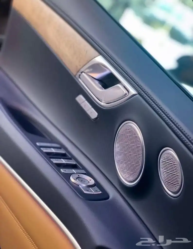 جنسس Genesis 2023 GV80 Royal 4