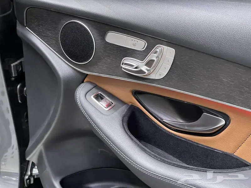 مرسيدس - جي ال سي 300 - 2020 GLC 300 25