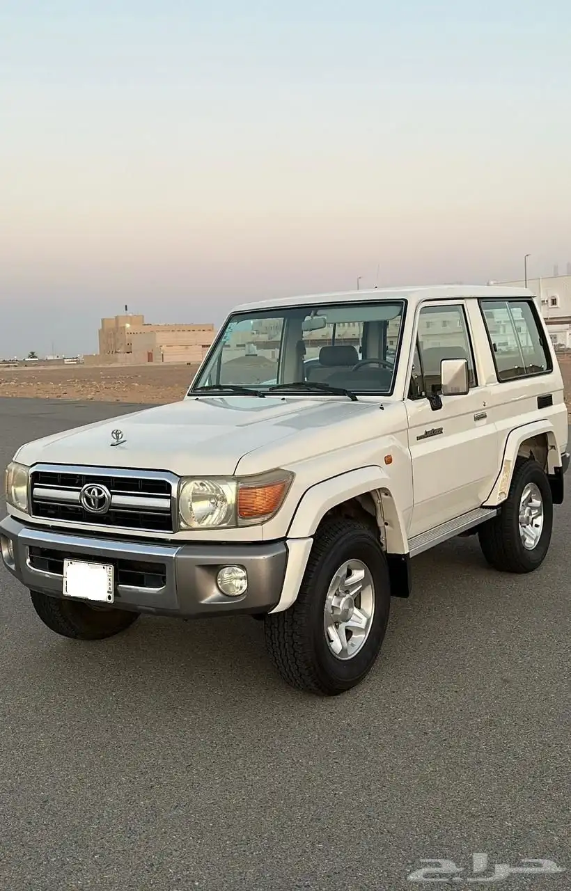 تويوتا جيب ربع 2008 0