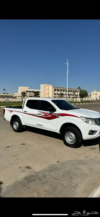 للبيع نافارا ديزل دبل دفلوك 2022 4