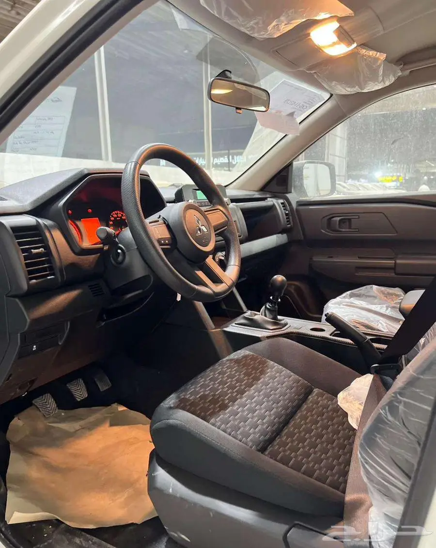 ميتسوبيشي L200 غمارتين 2024 بدون دبل (قير عادي) 16