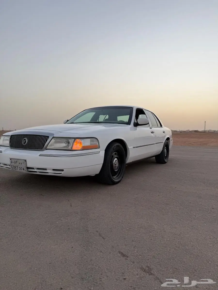 فورد 2004 ماركيز 8