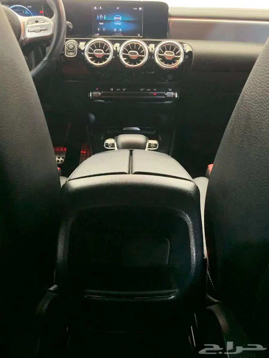 مرسيدس A250 2020 8