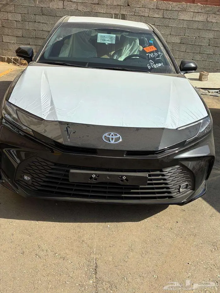 كامري أسود 2025 ستاندر بنزين 0