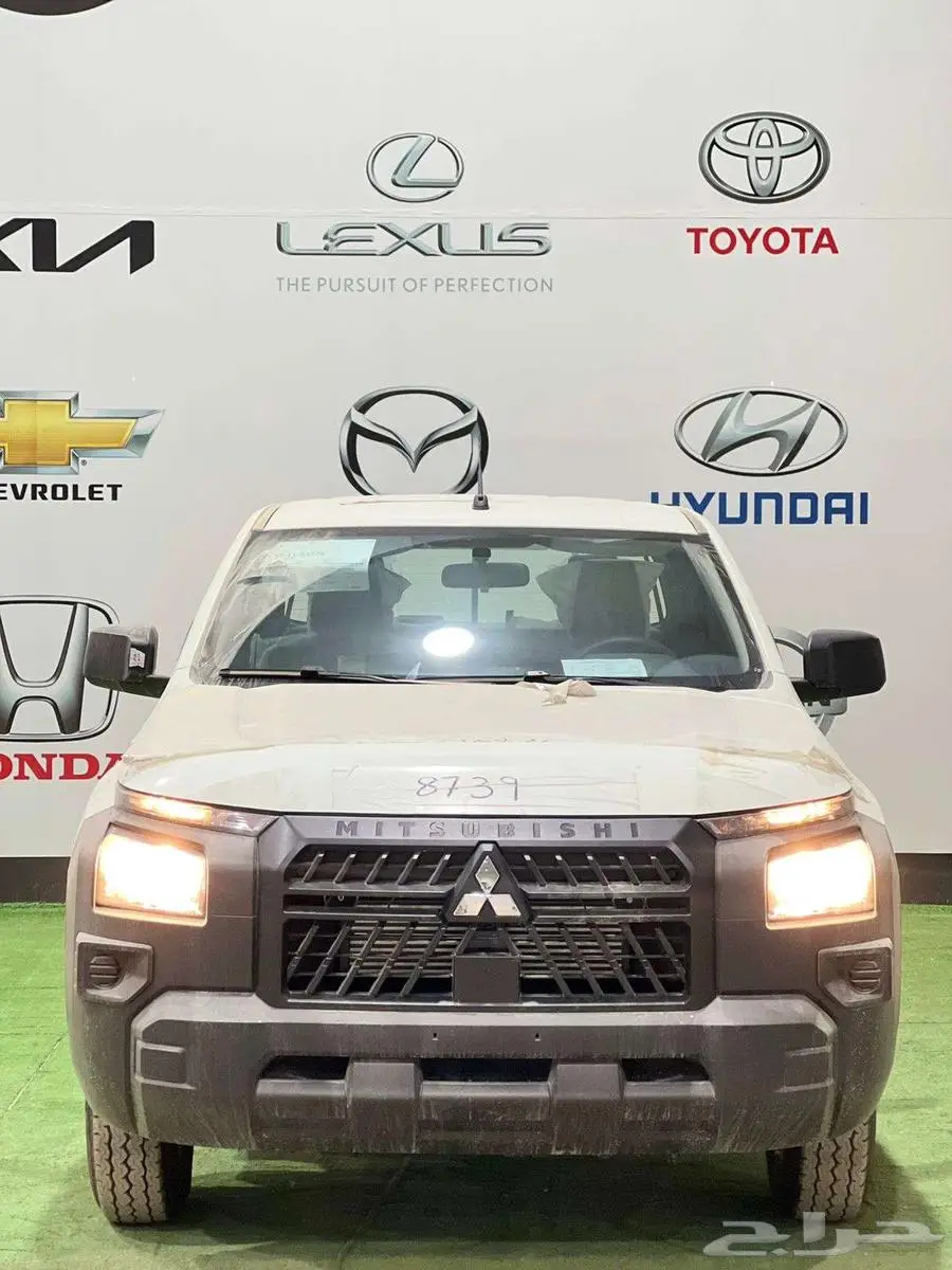 ميتسوبيشي L200 غمارتين 2024 بدون دبل (قير عادي) 0