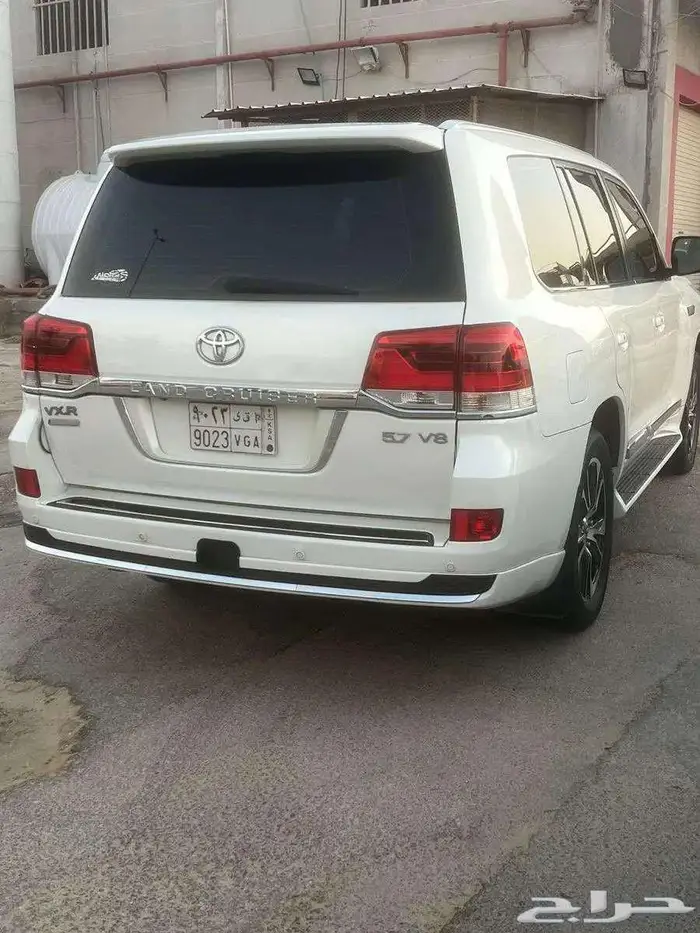 لاندكروزر VXR 2009 مرهم 2020 GXR كاش او دفعات 7