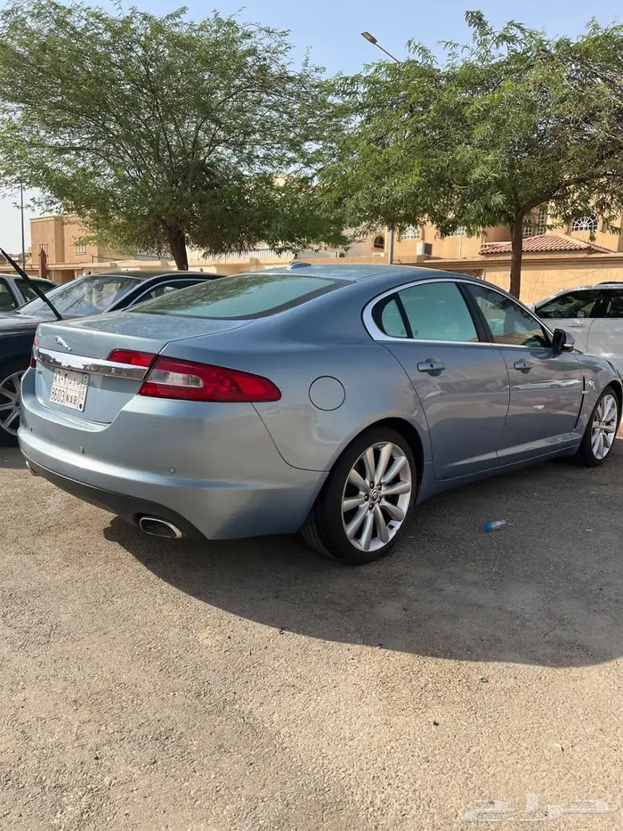 جاكوار XF مديل 2010 2