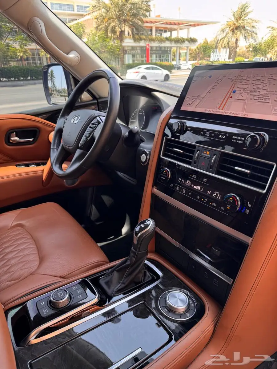 انفنتي QX80 2023 برواكتيف 9