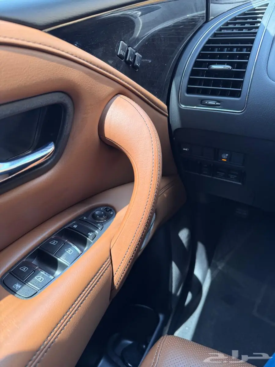 انفنتي QX80 2023 برواكتيف 15