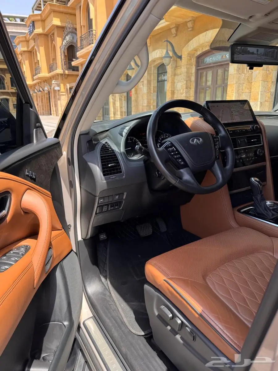 انفنتي QX80 2023 برواكتيف 5