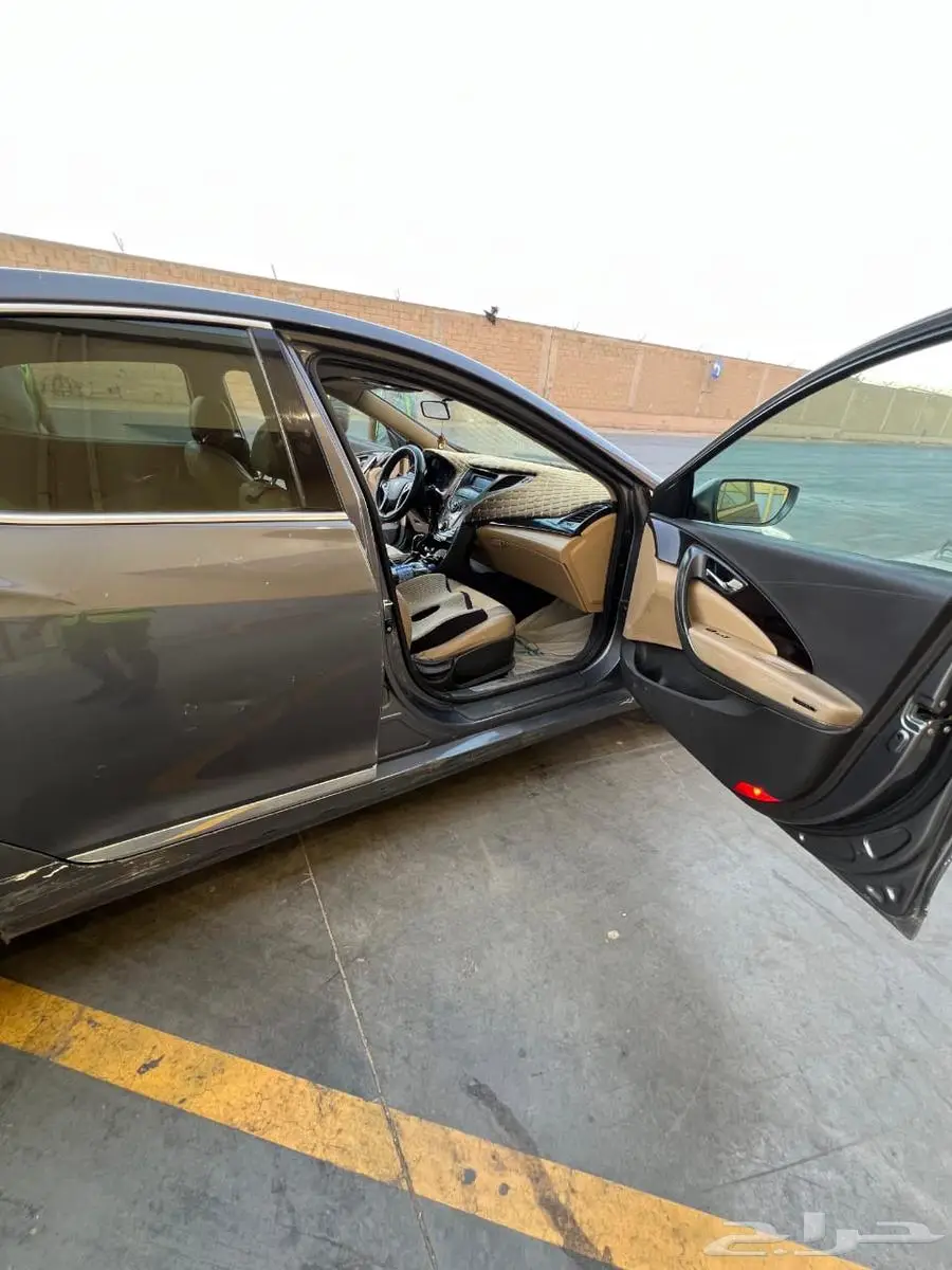 hyundai azera 2012 هونداى ازيرا 0