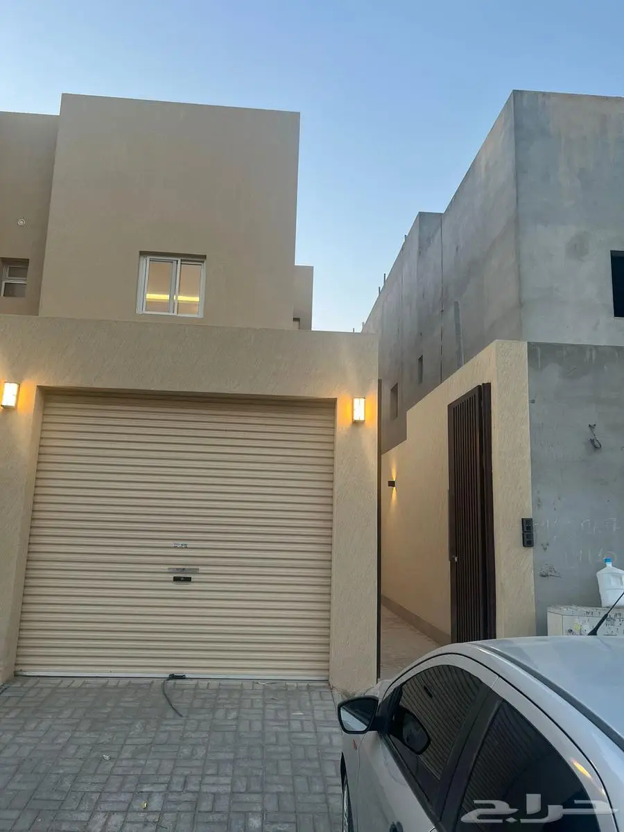 للايجار شقة عوائل في الرياض حي العارض   رقم العرض H933 7