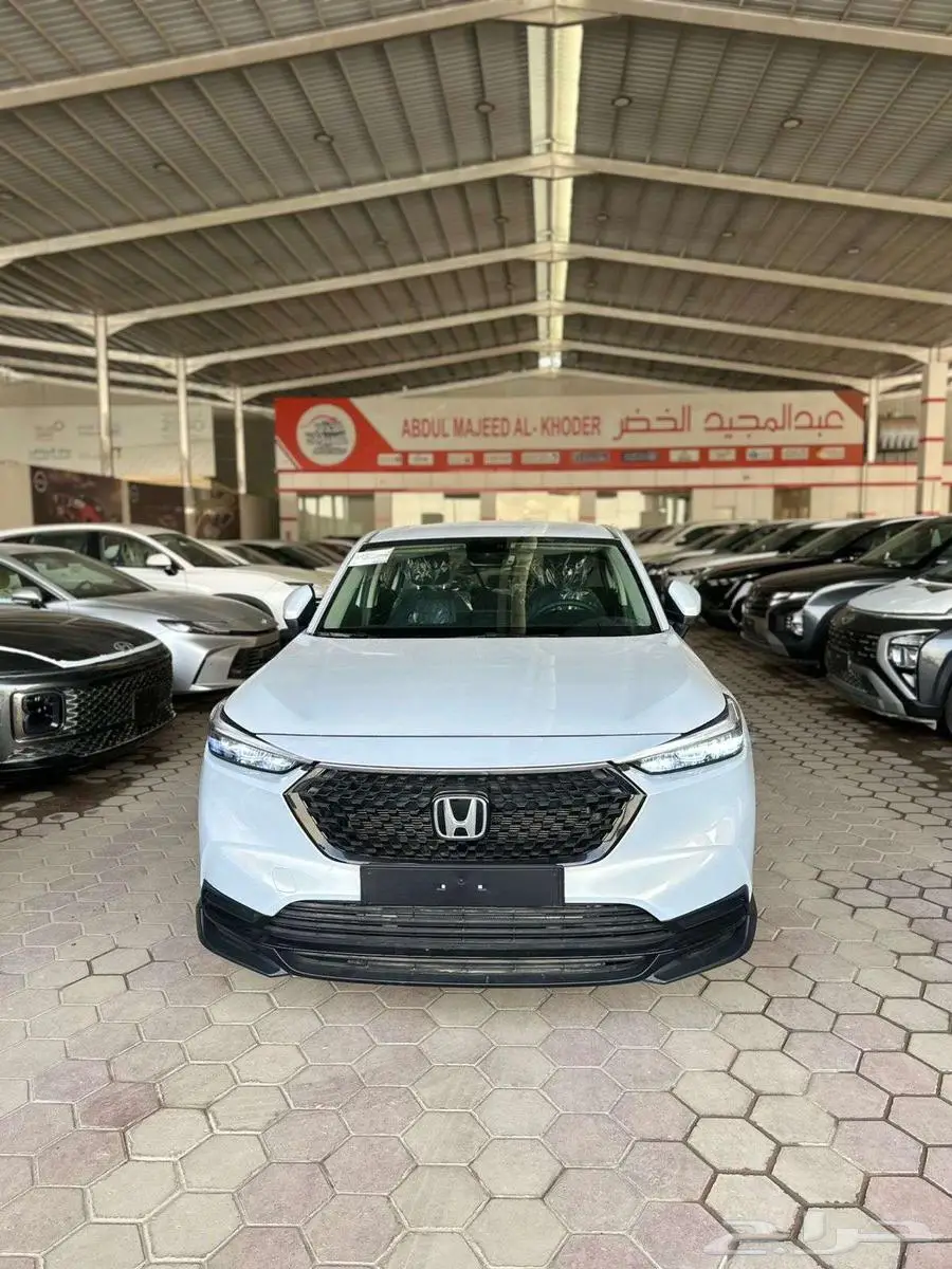 هوندا HRV LX 2024 لدى الخضر للسيارات 2