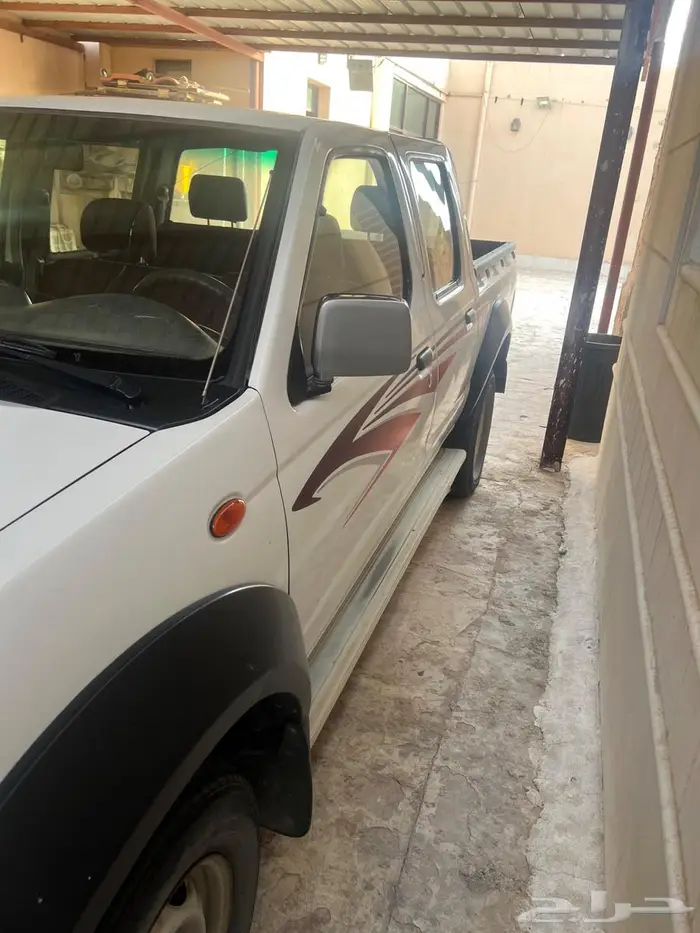 نيسان 3