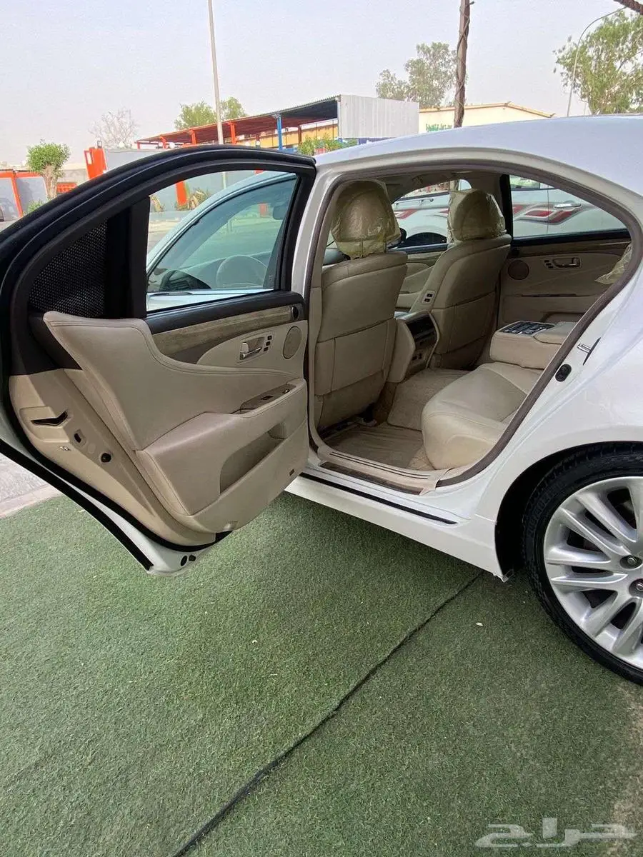 لكزس 2014 LS 460 سعودي استخدام شخصي للبيع 30