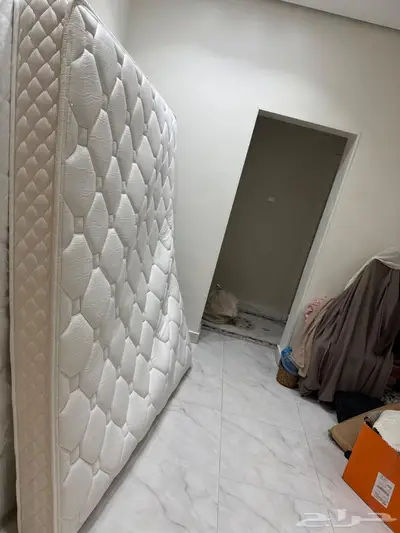 مرتبه شبه جديده مع سرير 2