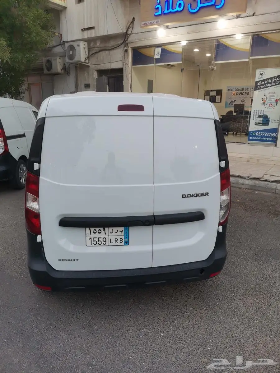 سيارة فان بضاعة رينون دوكر للبيع 5