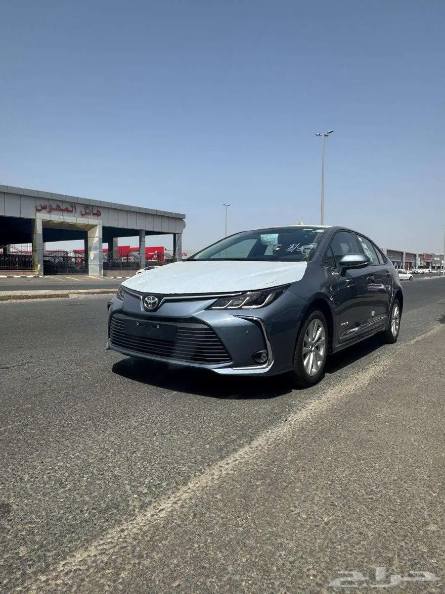تويوتا كورلا مطور 2000 cc جنوط رصاصى موديل 2025 2