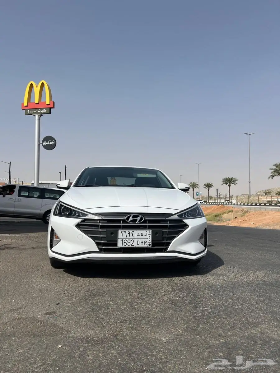 هونداي افانتي بنزين 5