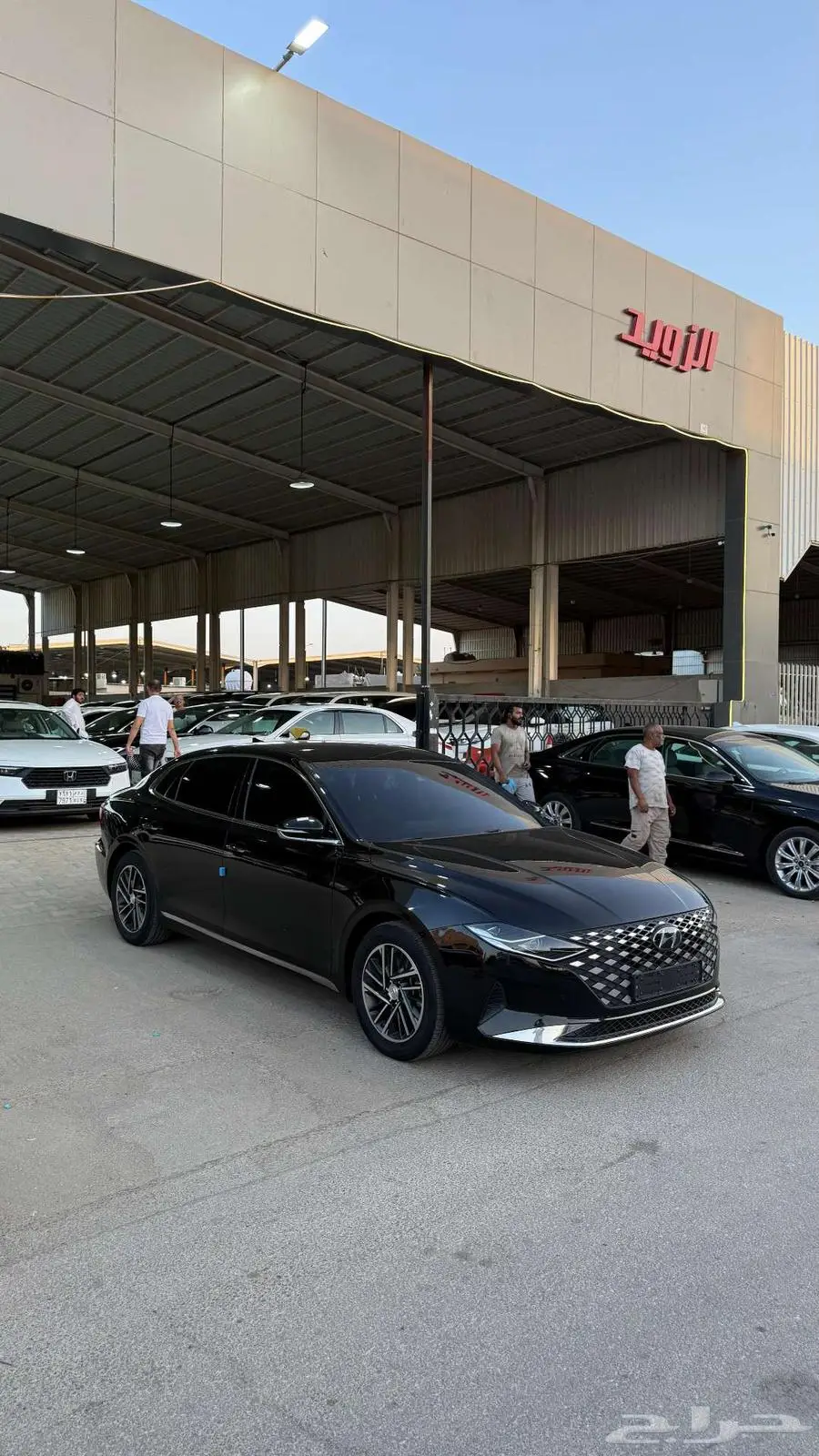 هونداي ازيرا 2022 بنزين عداد 122000 0