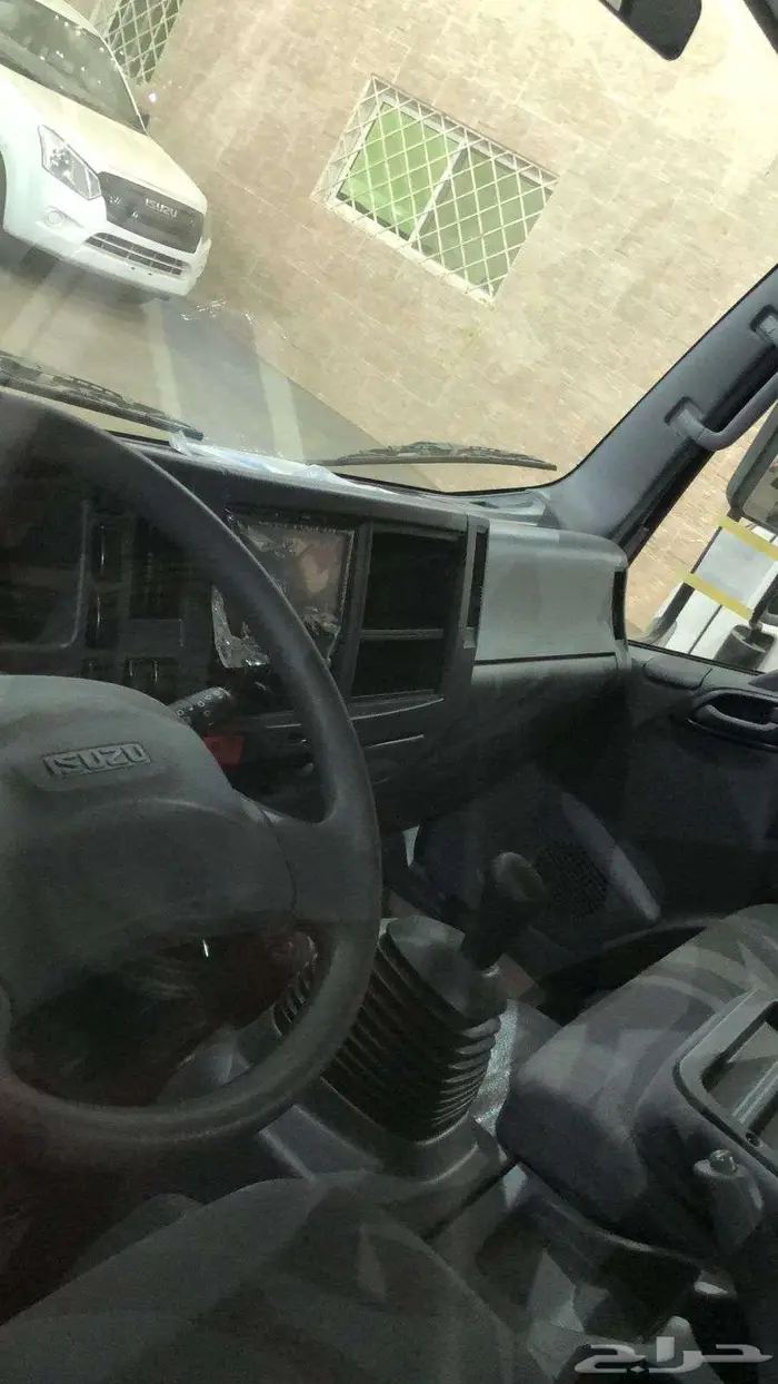 ايسيزو دينا قلاب 3طن موديل 2025 كاش واقساط 3