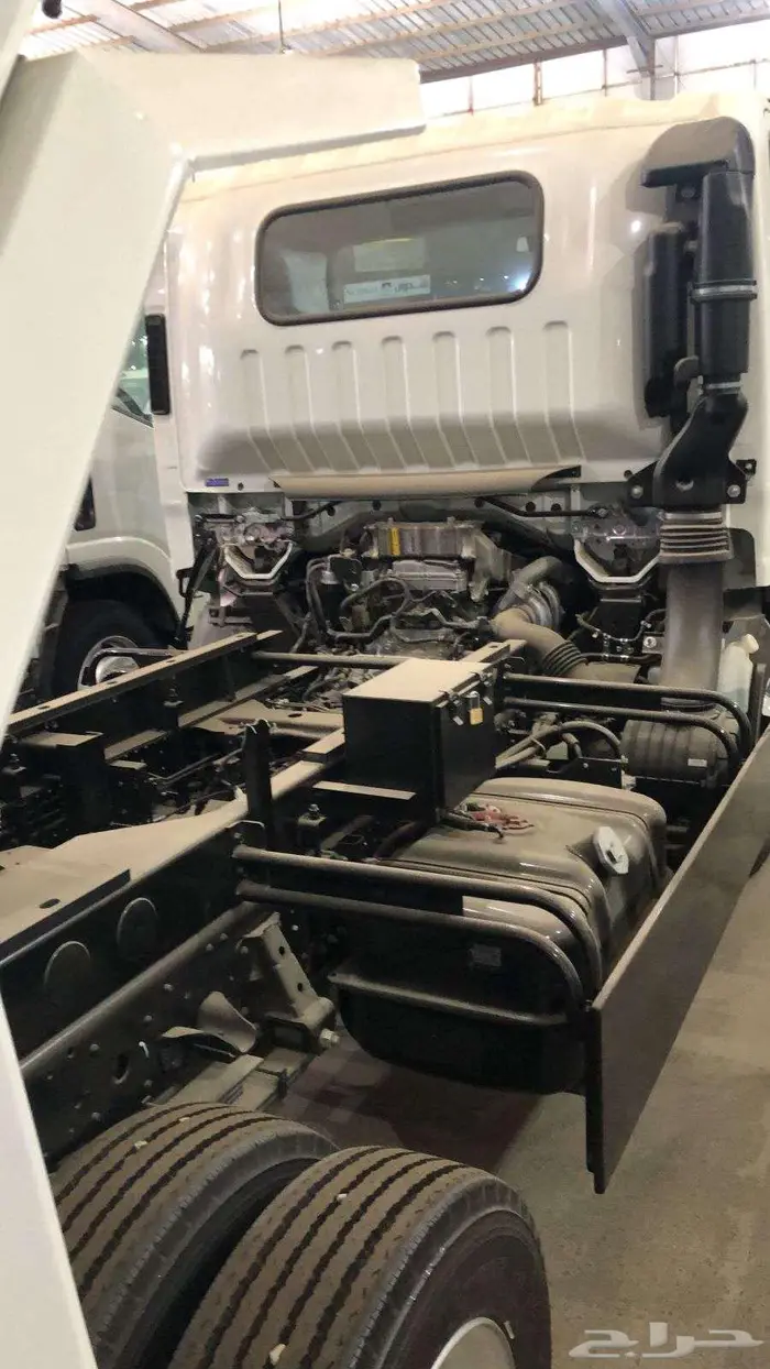 ايسيزو دينا قلاب 3طن موديل 2025 كاش واقساط 5