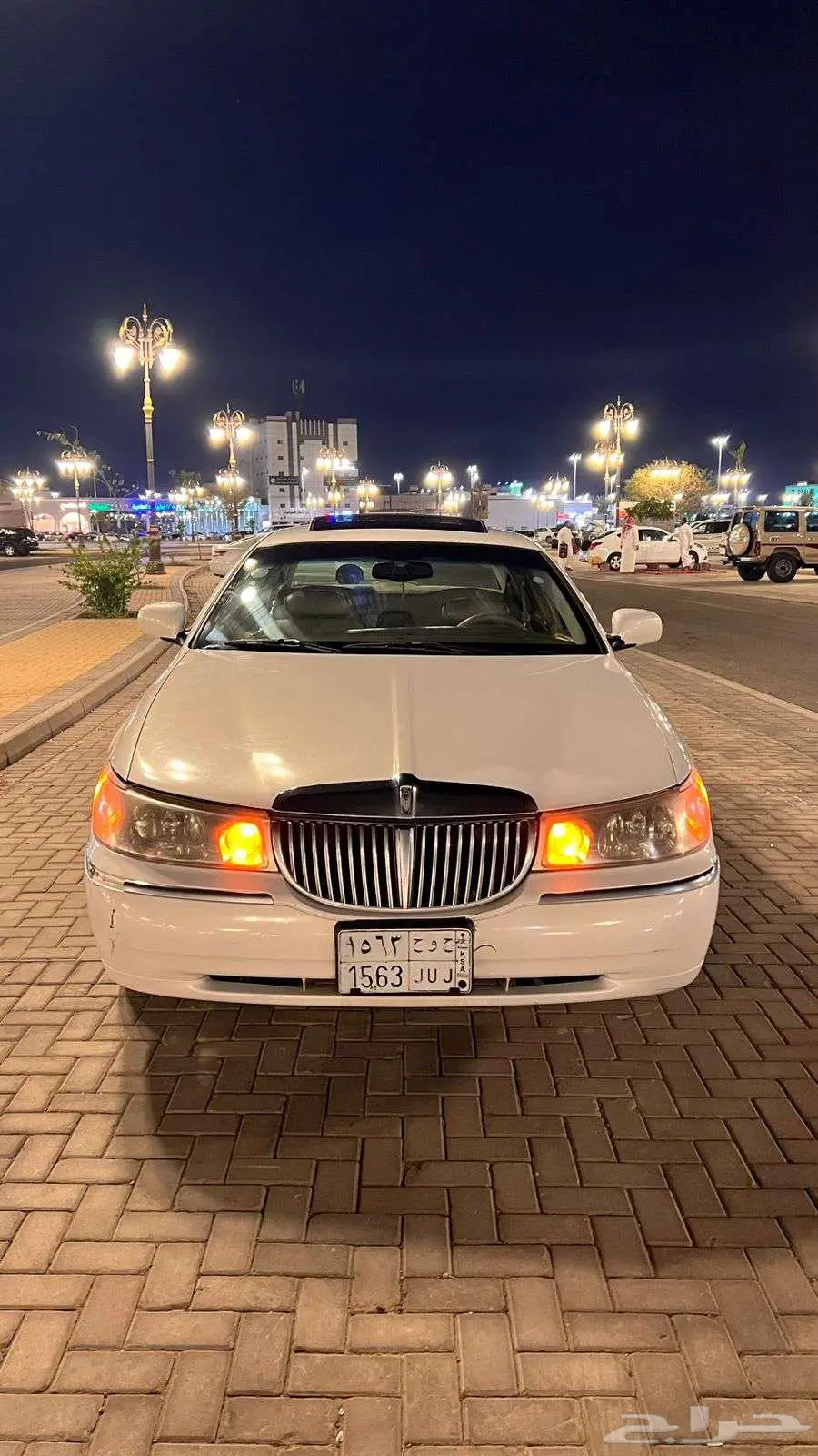 لينكون تاونكار 2001 3