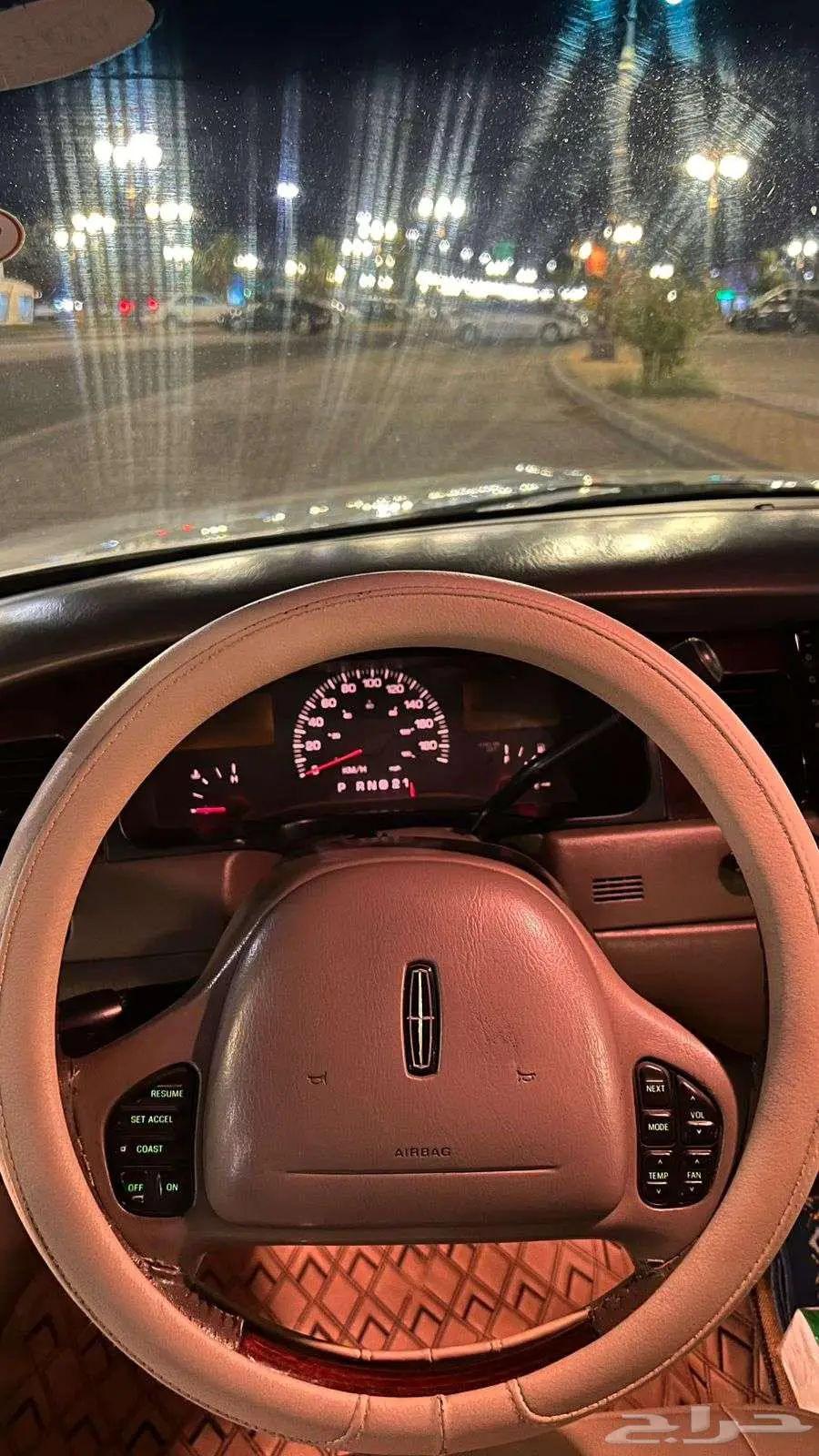 لينكون تاونكار 2001 6