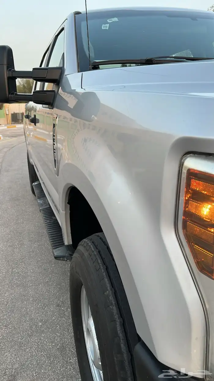 فورد F350 دبل 2019 على الشرط 1