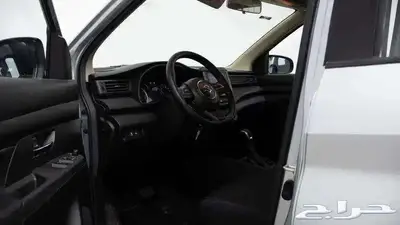 سوزوكي ارتيجا 1.5 2025 4