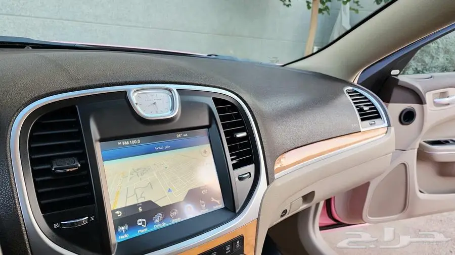 كرايزلر C300 2014 13