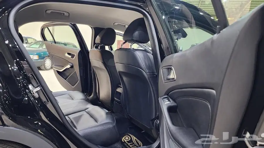 مرسيدس GLA250 2020 22