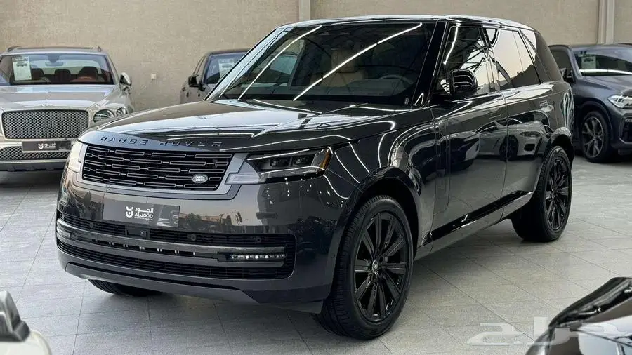2025 رنج روفر اس إي RANGE ROVER SE P400 3