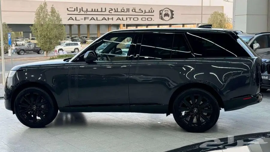 2025 رنج روفر اس إي RANGE ROVER SE P400 6