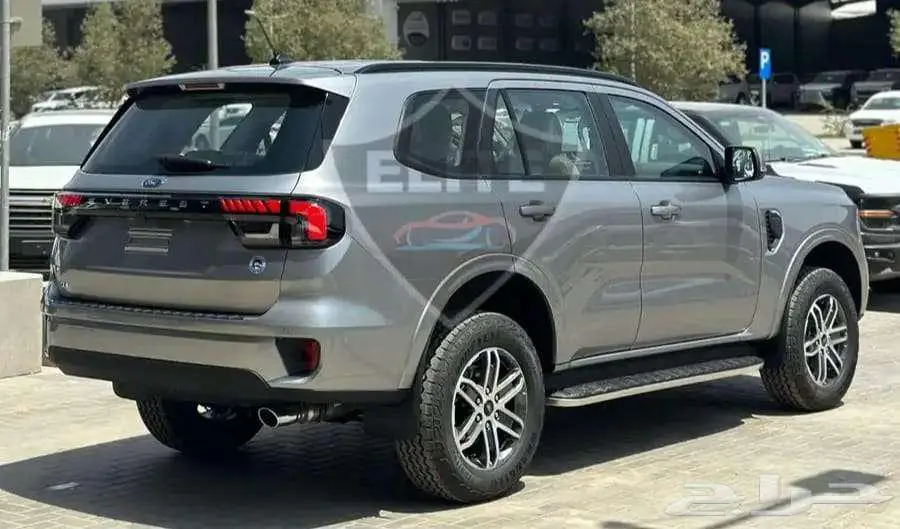فورد ايفرست XLT نص فل 2025 عرض كاش وتقسيط 3