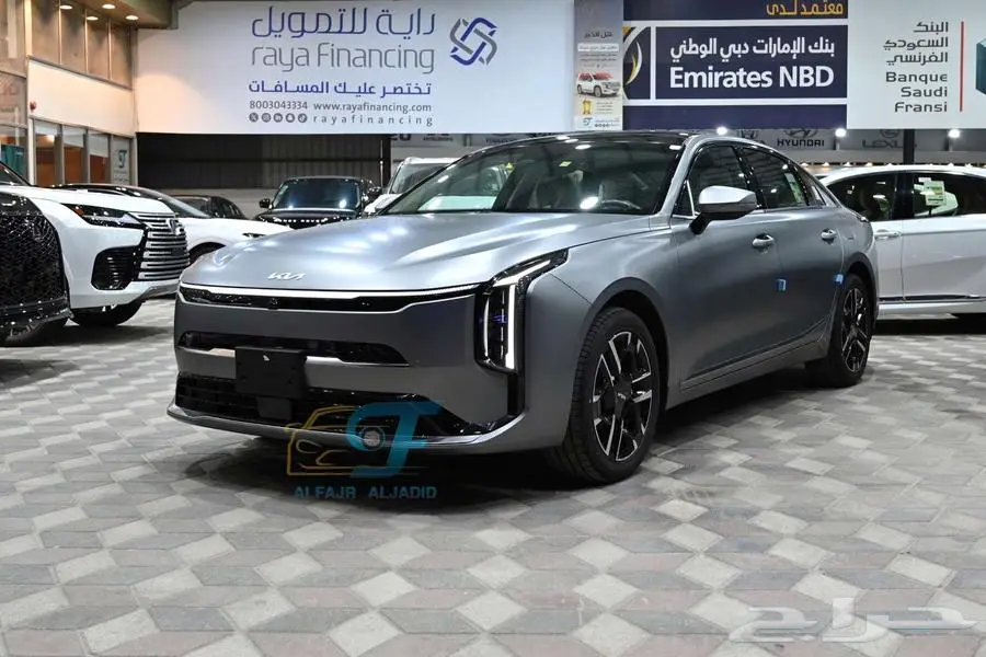كيا K8 نص فل 2025 بالنقد والتقسيط 0