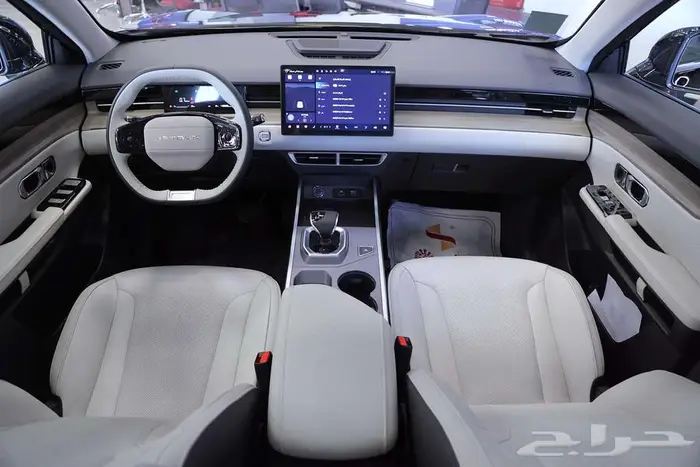 جدد رحلتك مع جيتور داشينج MID 2025 من مجموعة صالح للسيارات 13